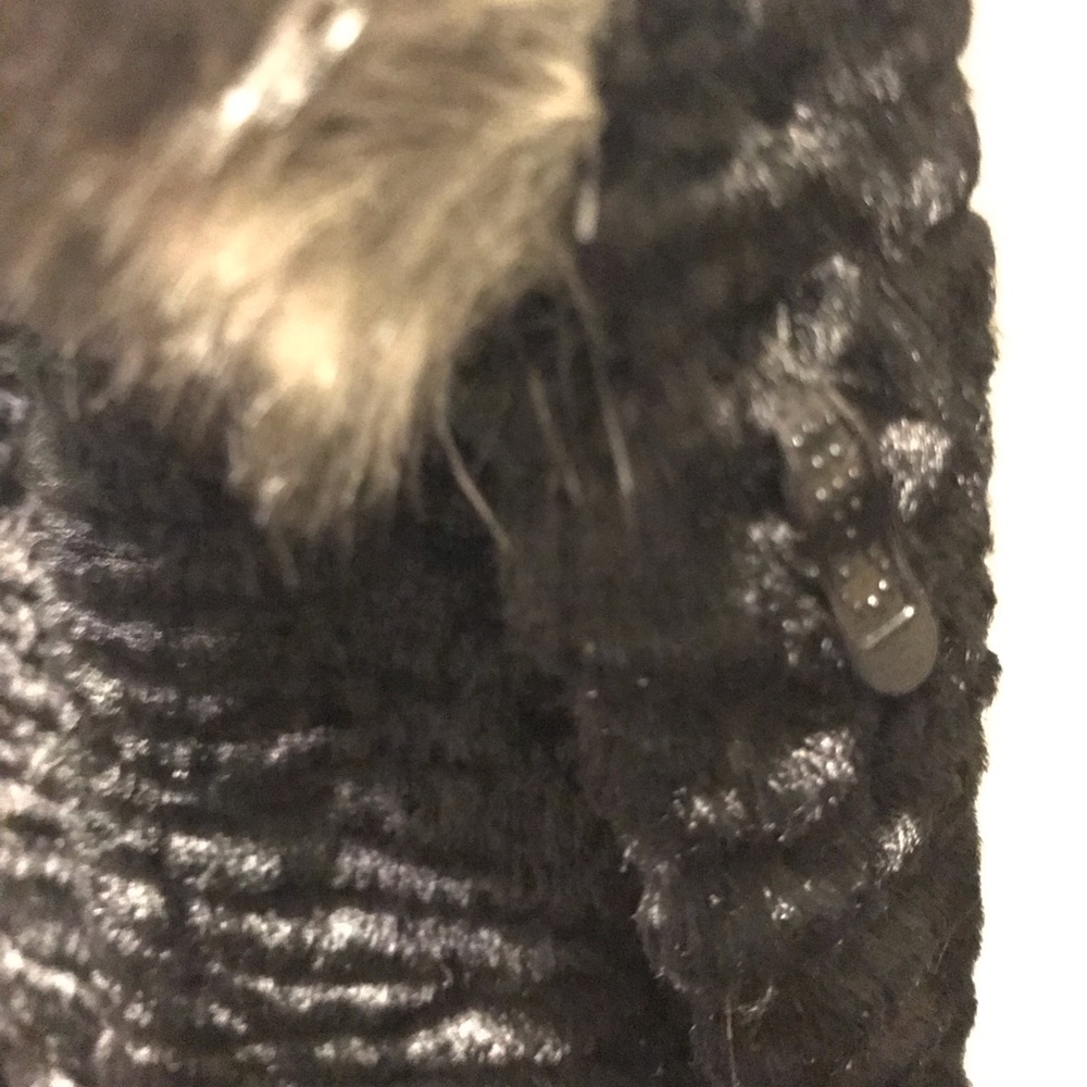 Terry Lewis faux 'Persian lamb' fur coat- NWT - Picture 4 of 7
